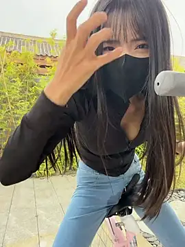 xiao-Lin – Live XXX-chat
