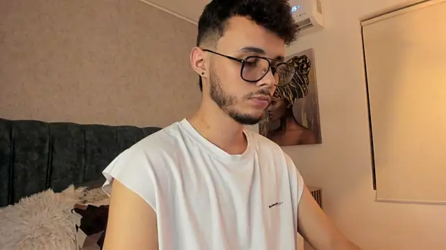 Онлайн чат XXX Alhan_Twink