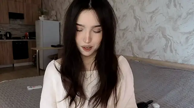 AmieSky Adlı Modelin Canlı XXX Sohbeti