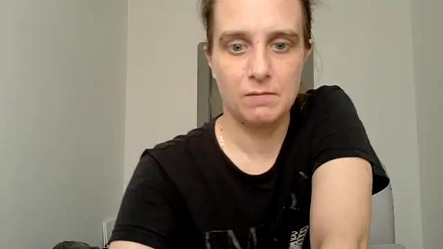 Chantalee Chat XXX live