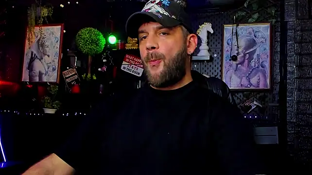 XXX chat uživo modela LexHardy