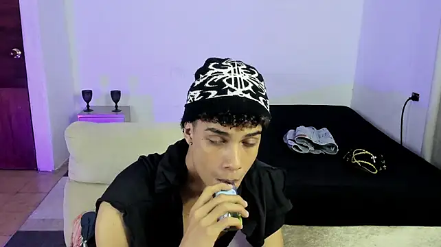Nathan_velez 即時 XXX 聊天