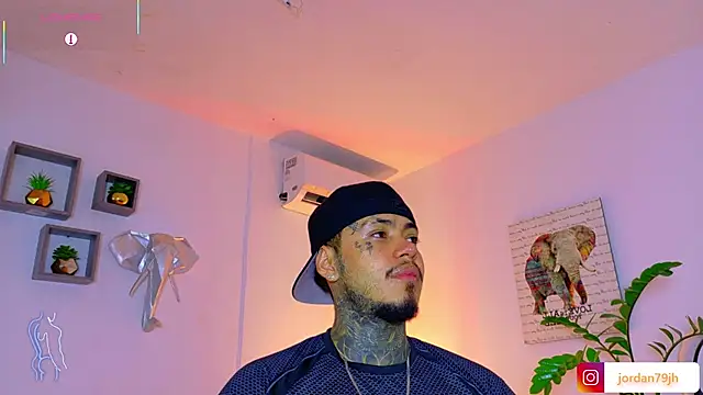 Chat XXX en directo de JordanSmiith_