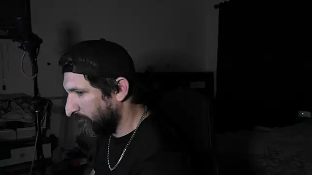 Czat XXX na żywo – DevilPup75_