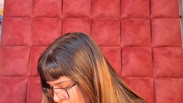 ARTEMISAKIM Live XXX Chat