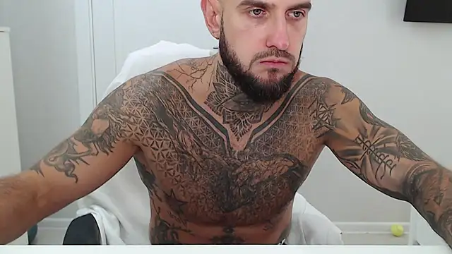 Chat +18 de maxi_foxxx ao vivo
