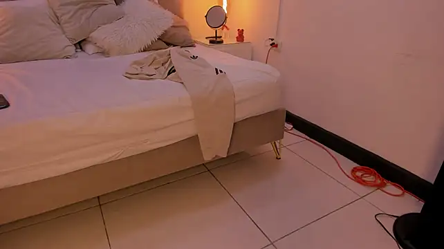 LeoDrake_ 라이브 XXX 채팅