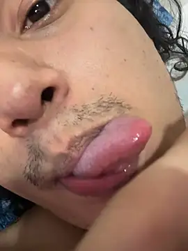 Ruxxxo18's Live XXX Chat