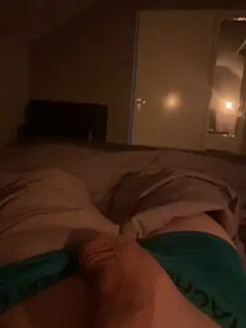 dutch_girl_lover XXX чат на живо