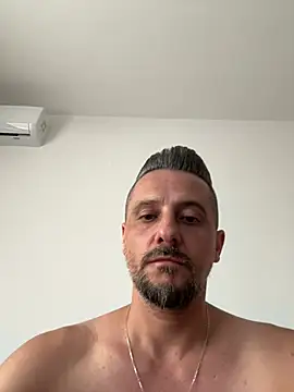 Czat XXX na żywo – InsaneMattt