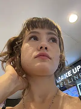 what_is_the_sun Live XXX-Chat