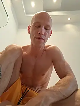 צ'אט XXX בשידור חי של genaroo38