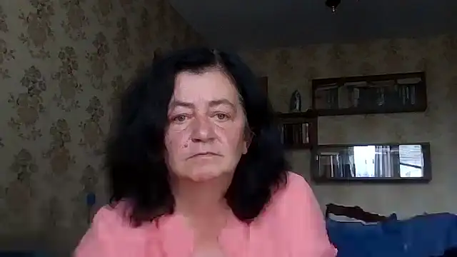 GypsiQueen2 – Naživo XXX chat