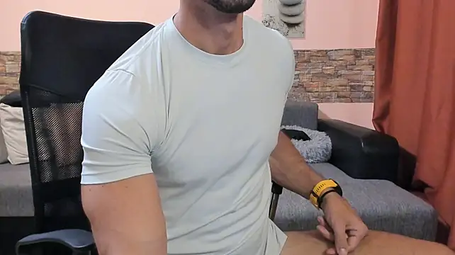 HotHunkTrainer Live XXX-chat