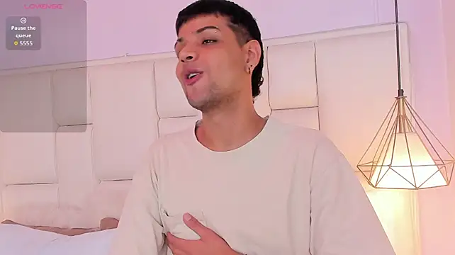 Clarentz 即時 XXX 聊天