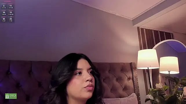 gineebraa's Live XXX Chat