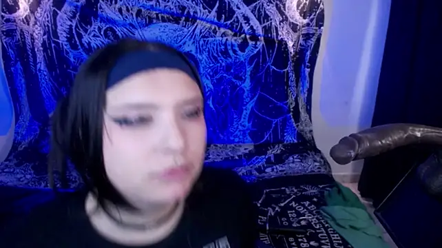 XXX chat uživo modela mikaskullcs