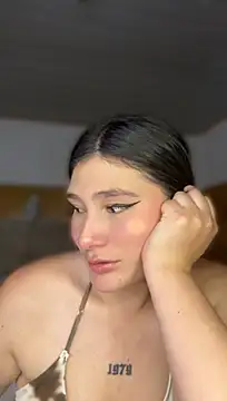 צ'אט XXX בשידור חי של Ailani_777