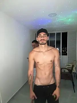 Derek_master: απευθείας συνομιλία ΧΧΧ
