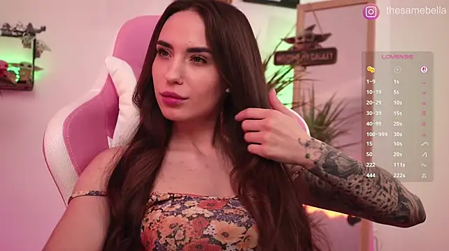 -BabyYoda Adlı Modelin Canlı XXX Sohbeti