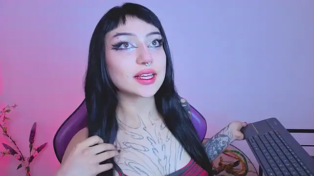 catipetite Adlı Modelin Canlı XXX Sohbeti