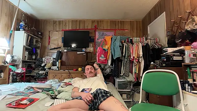 fuckr66669 élő XXX-chatje