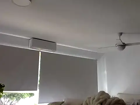Benistripp's Live XXX Chat