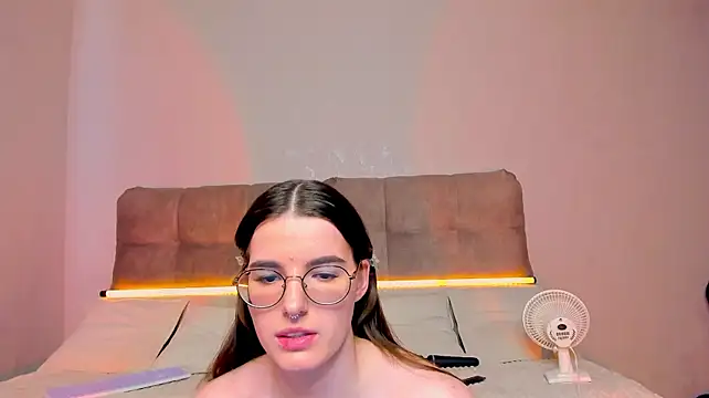 AriellaTesk Chat XXX live