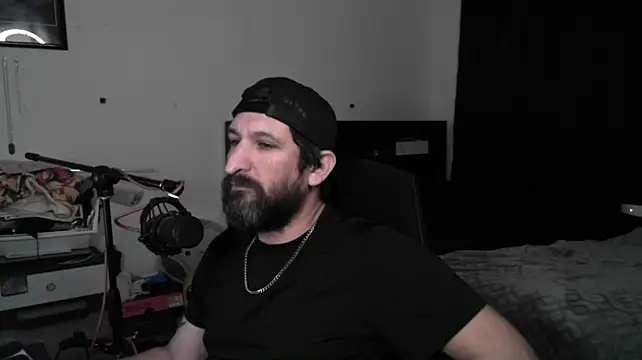 צ'אט XXX בשידור חי של DevilPup75_