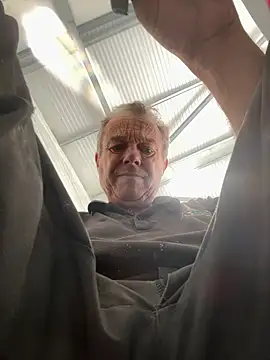 Chat +18 de Im1208 ao vivo