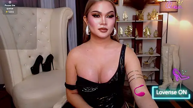 PrettyCockAthena – Naživo XXX chat