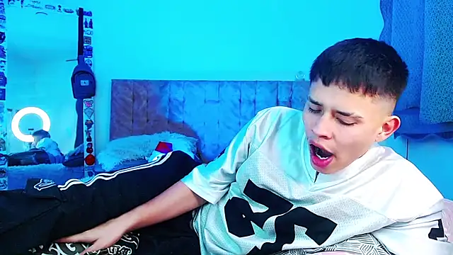 Онлайн чат XXX _justinmoon2