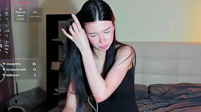 Tune_Godnesss – Naživo XXX chat