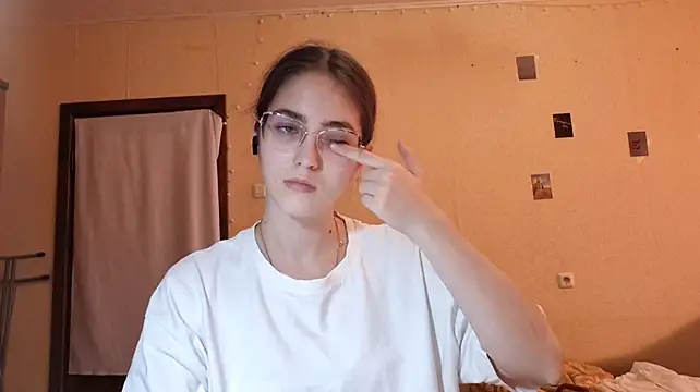 Katelemon Chat XXX in diretta