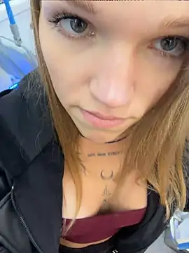 StreetSquirt – Naživo XXX chat
