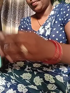 PUJA770's Live XXX Chat