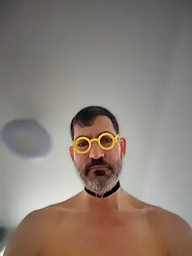 Онлайн чат XXX CuteSubmit