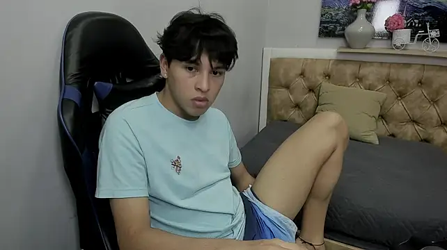 Chat XXX ao vivo de StiwenTwink