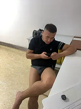 Онлайн чат XXX Stripchat-SM