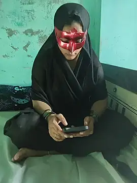 Haseena_001 élő XXX-chatje