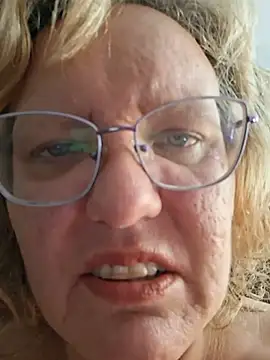 XXX chat uživo modela SonyaMarmeladx