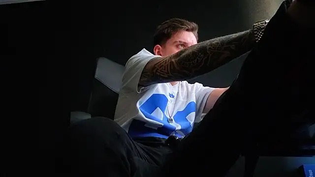 FelixStarkk Live XXX-chat