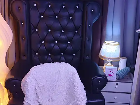AndiHilton 现场XXX聊天