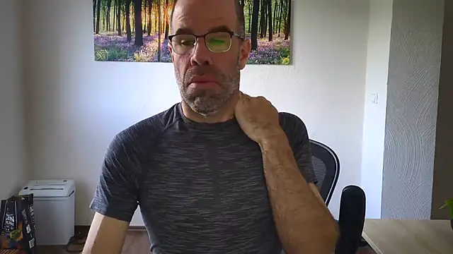 DaddyHarry_MatureStallionのウェブカメラショー