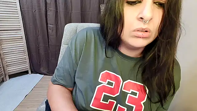 Lustylia Chat XXX live