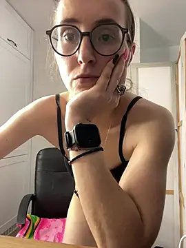MartiniiSelenna Live XXX-Chat