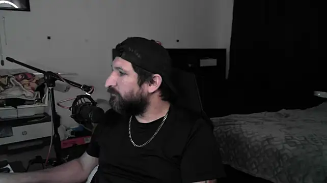 DevilPup75_'s Live XXX Chat