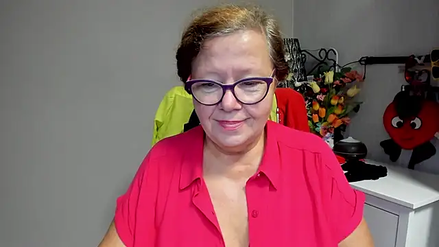 Adelewildx's Live XXX Chat