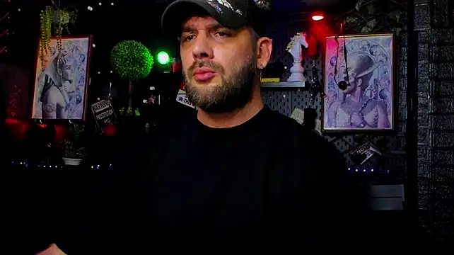 Chat +18 de LexHardy ao vivo