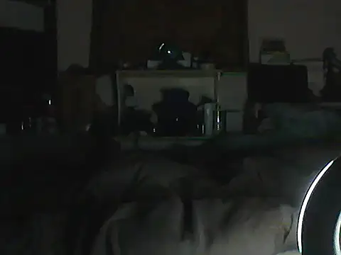 CR3M3_FIR3 – Live XXX-chat